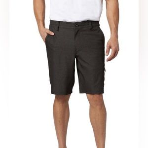 Black O'Neill Men's Crossover Hybrid Shorts size 30. Like new condition!
